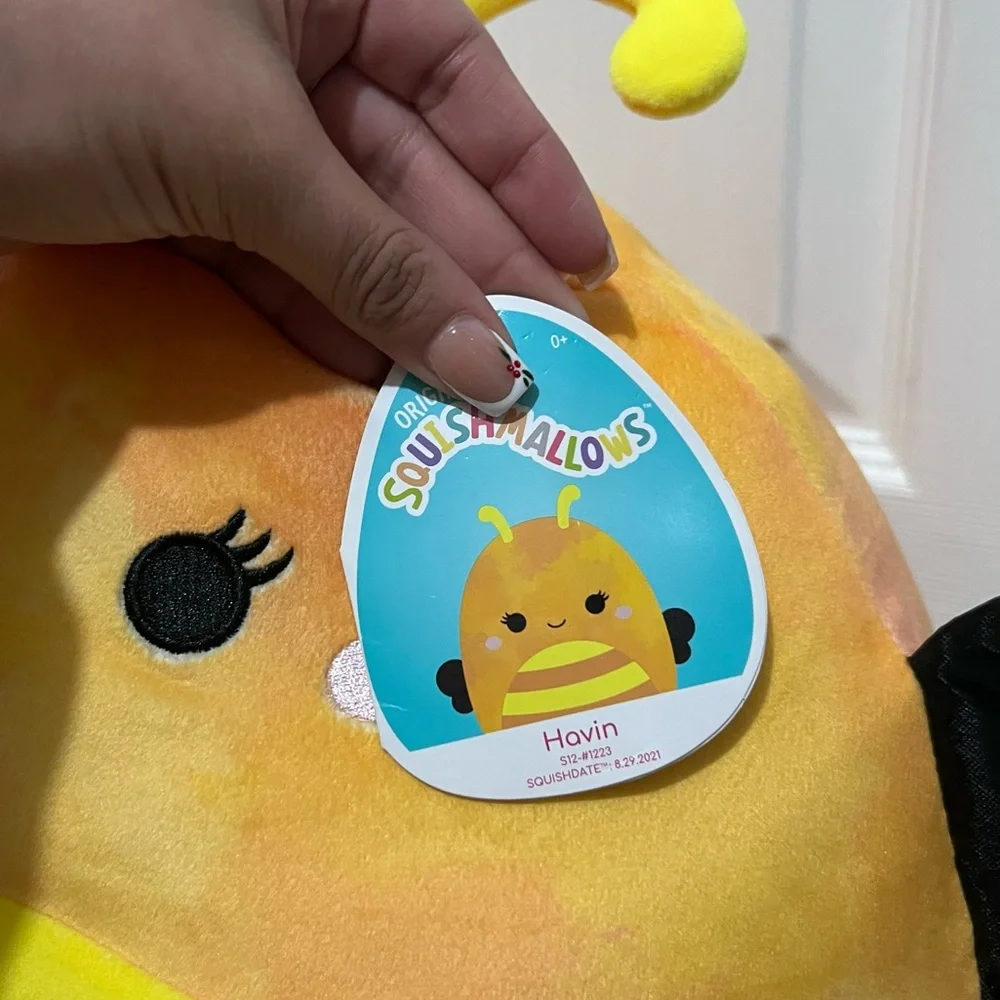 💗 Squishmallow - Halloween 12” Candy Corn‎ Bee